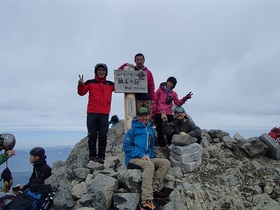 20150505-仙丈ヶ岳山頂.jpg